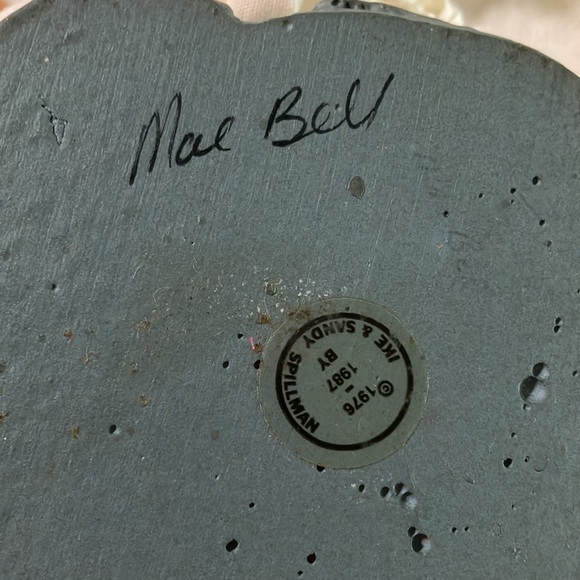 VINTAGE MAE BELL IKE N SANDY SPILLMAN RESIN PAINTED SCULPTURE FIGURE WITH APRON - Picture 2 of 7